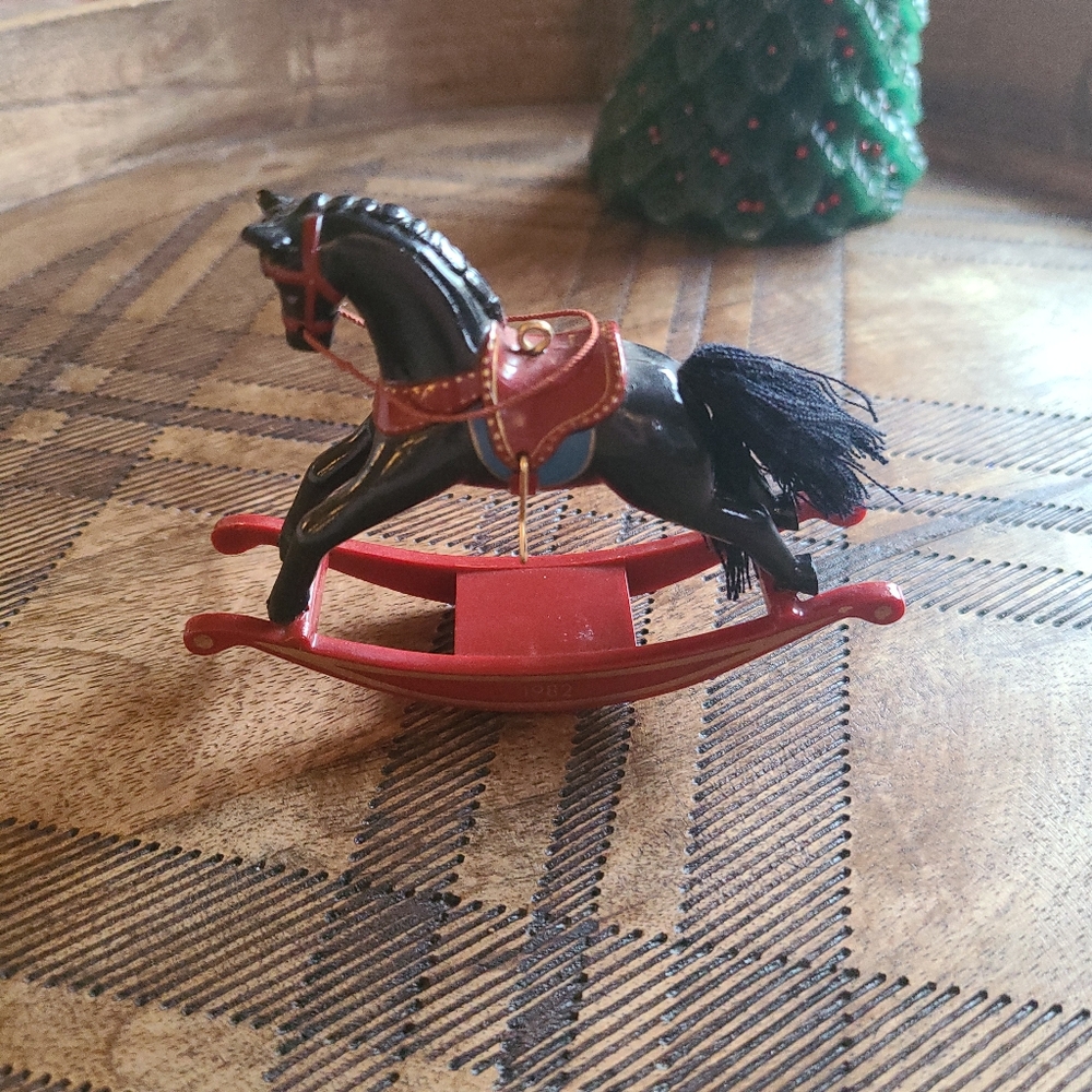 Hallmark Keepsake 1982 rocking horse ornament 2nd of series No box